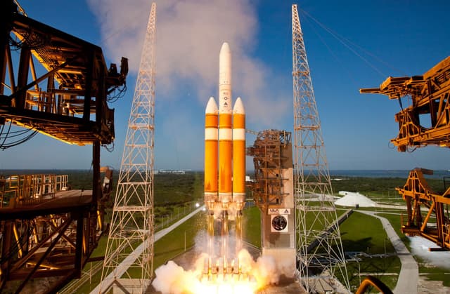 Delta IV Heavy